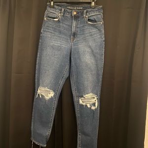 american eagle stretch distressed mom jean 6